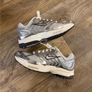 Nike Air Pegasus 2005 Shoes